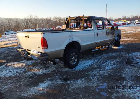 2001 Ford F-350 Lariat/Xl/Xlt из США, поврежденный, VIN 1FTSW31F81EB64192
